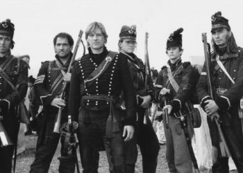 Sharpe TV Series, six soldiers lined up.